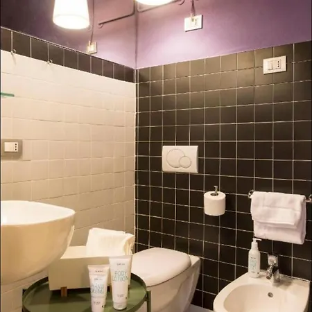 Pensión Holidays Via Colombo 32