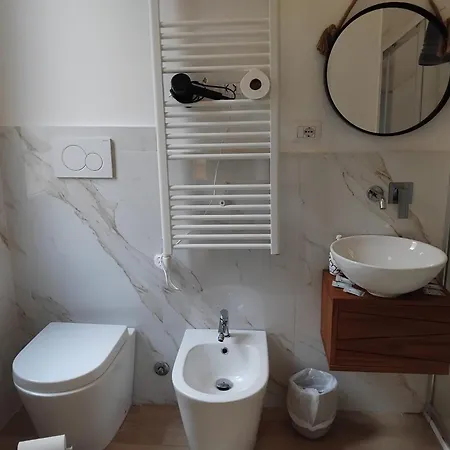 Holidays Via Colombo 32 3* La Spezia